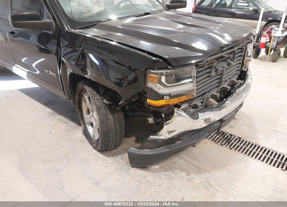 2018 CHEVROLET SILVERADO VIN: 3GCPCREC0JG492118
