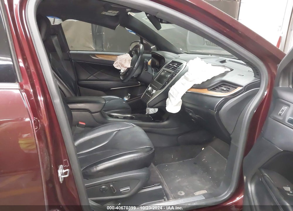 2018 LINCOLN MKC RESERVE VIN: 5LMCJ3C98JUL29358