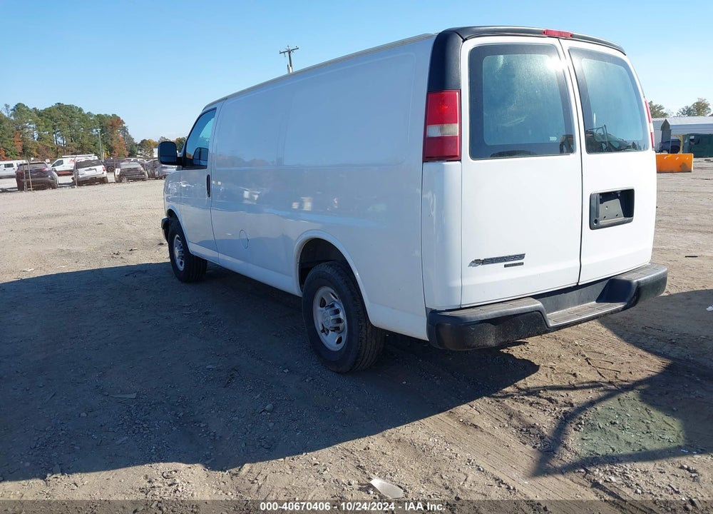 2015 CHEVROLET EXPRESS 2500 WORK VAN VIN: 1GCWGFFFXF1100646