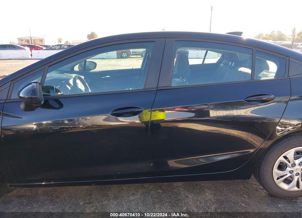 2019 CHEVROLET CRUZE CVT (FLEET ORDERS ONLY) VIN: 1G1BJ5SM2K7104835