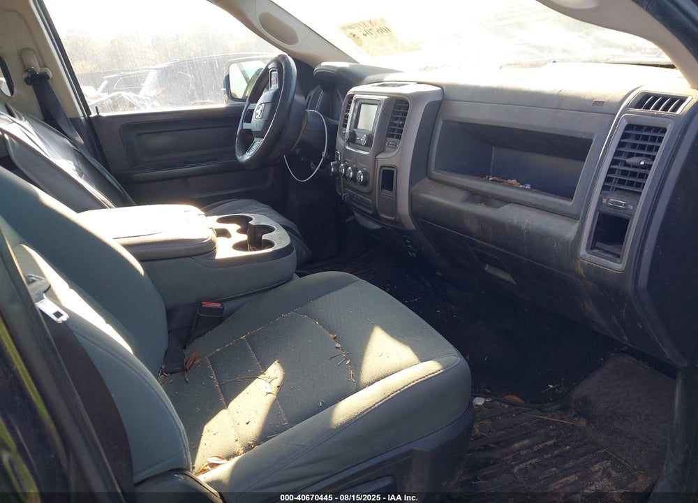 2017 RAM 1500 VIN: 3C6RR7KT4HG722826