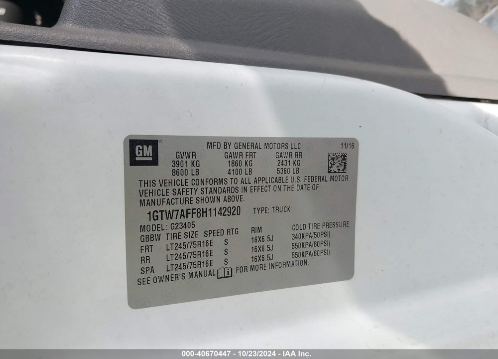 2017 GMC SAVANA 2500 WORK VAN VIN: 1GTW7AFF8H1142920