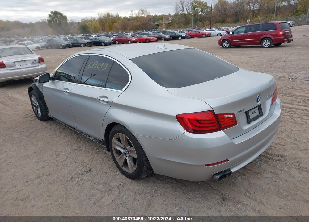 2013 BMW 528I VIN: WBAXH5C53DDW15617