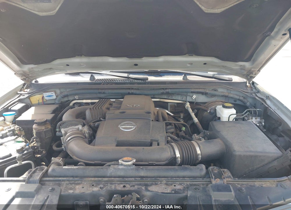 2010 NISSAN FRONTIER LE VIN: 1N6AD0CU5AC402178