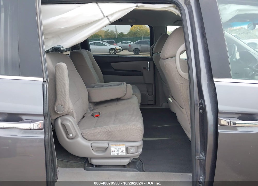 2016 HONDA ODYSSEY SE VIN: 5FNRL5H39GB148945
