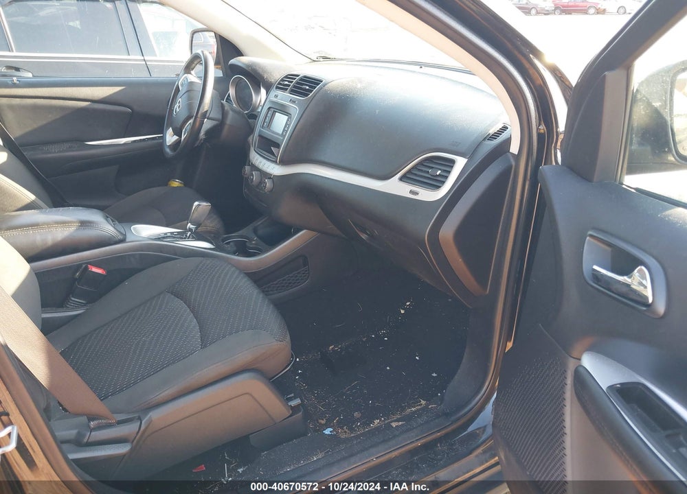 2018 DODGE JOURNEY SE VIN: 3C4PDCAB5JT498785