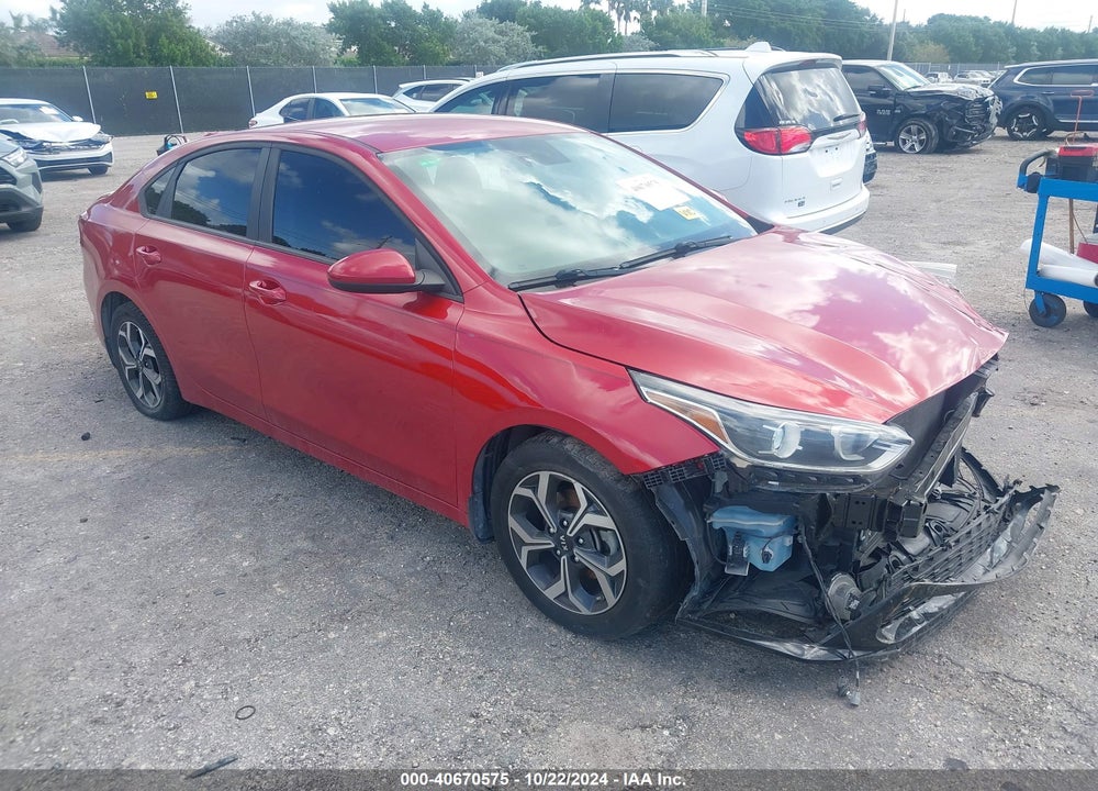 2019 KIA FORTE LXS VIN: 3KPF24AD2KE038045