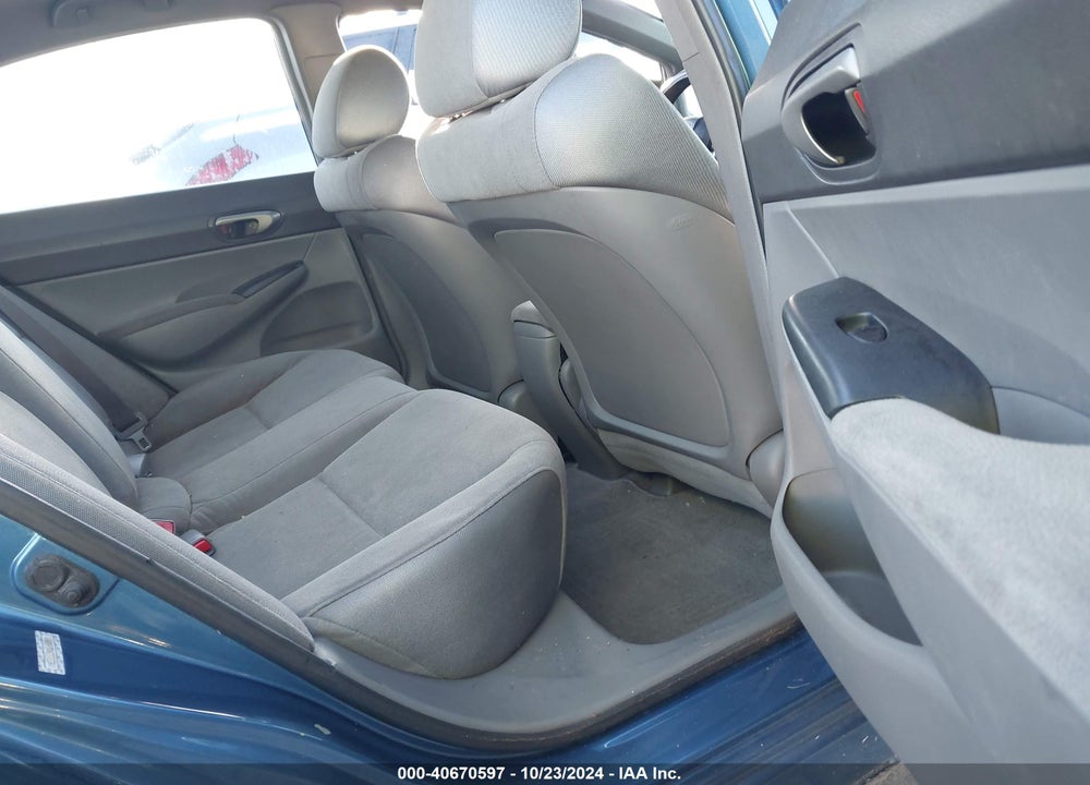 2008 HONDA CIVIC LX VIN: 1HGFA16548L113784
