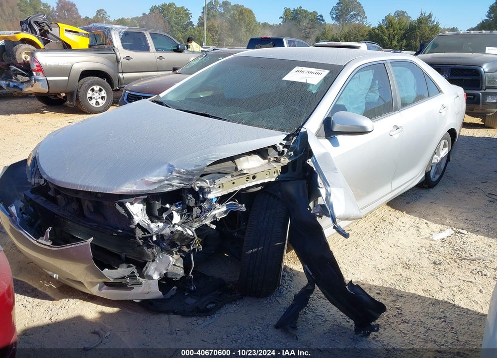 2014 TOYOTA CAMRY SE VIN: 4T1BF1FK8EU370694
