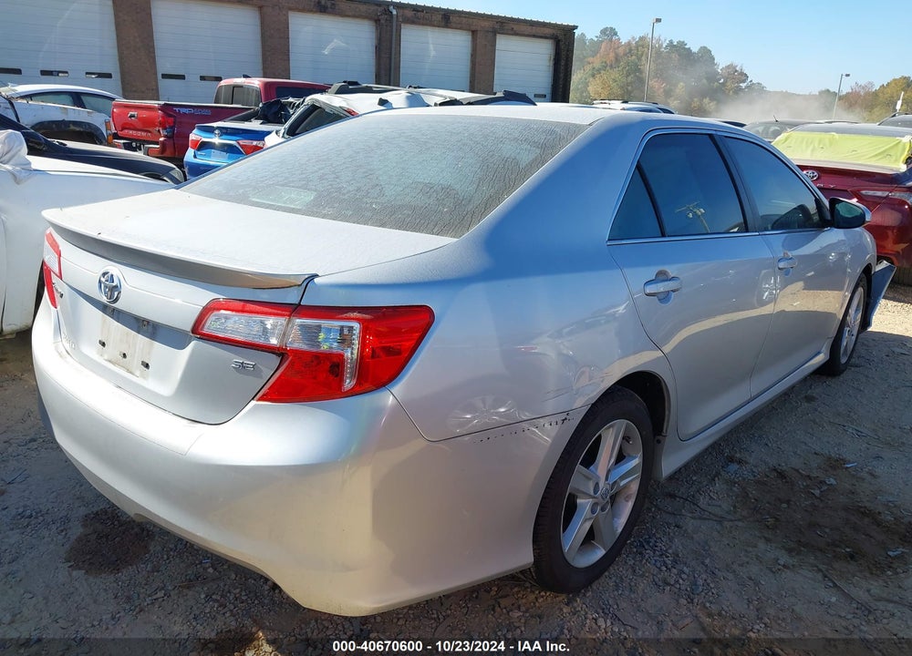 2014 TOYOTA CAMRY SE VIN: 4T1BF1FK8EU370694