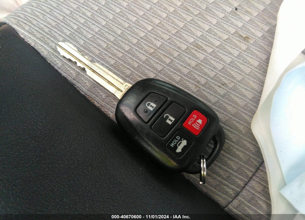 2014 TOYOTA CAMRY SE VIN: 4T1BF1FK8EU370694