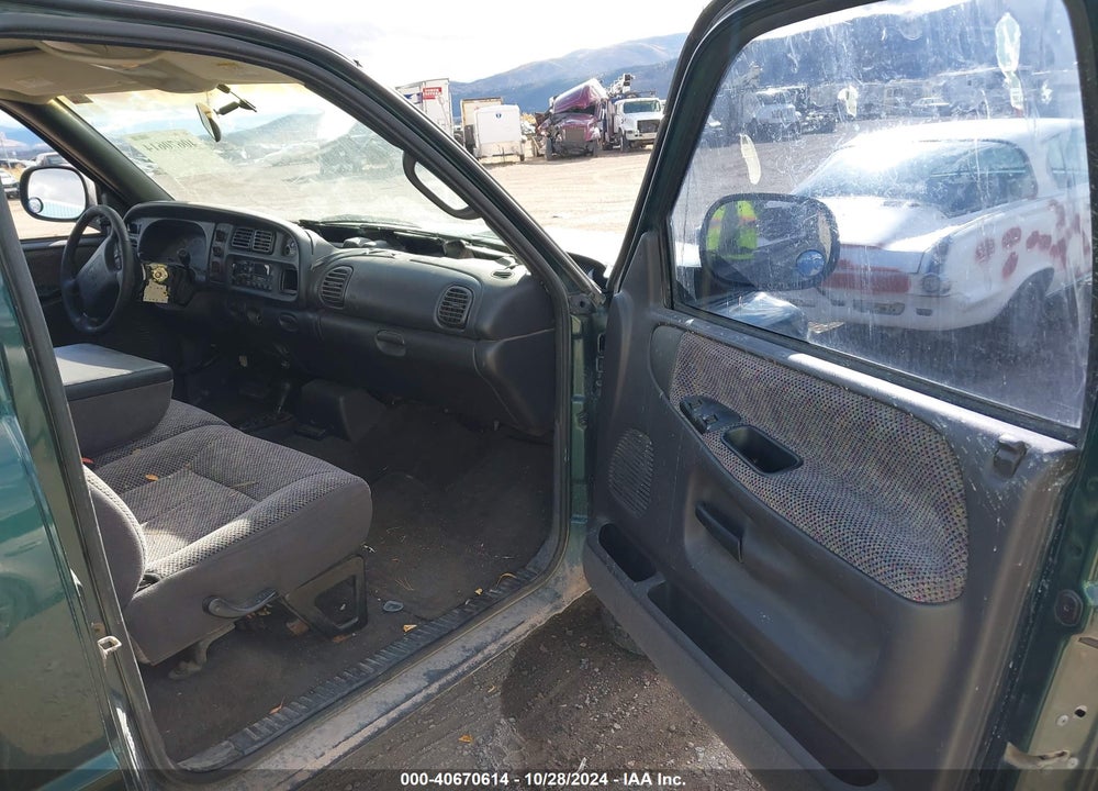 1999 DODGE RAM 1500 ST VIN: 1B7HF16Z4XS270733