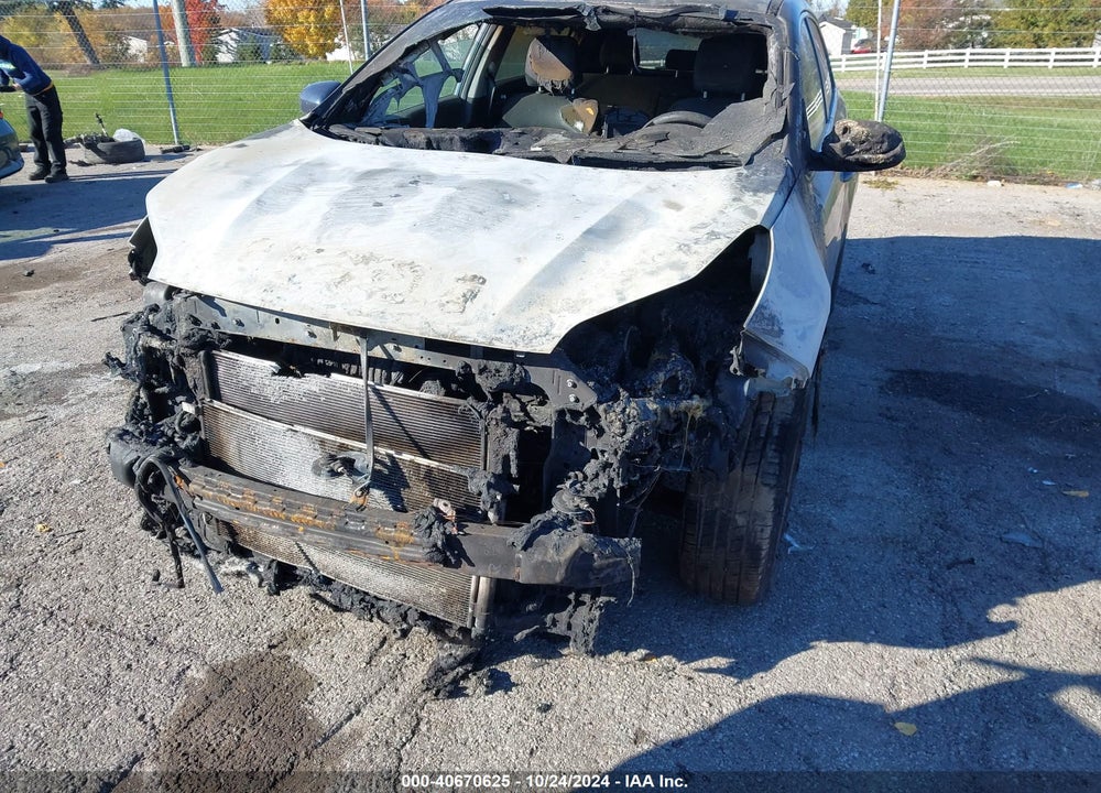 2018 KIA SPORTAGE LX VIN: KNDPM3AC8J7474493