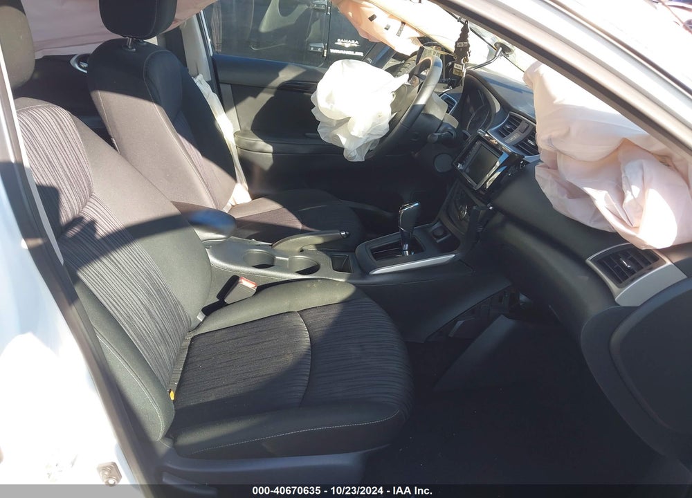 2019 NISSAN SENTRA SV VIN: 3N1AB7AP9KY439096