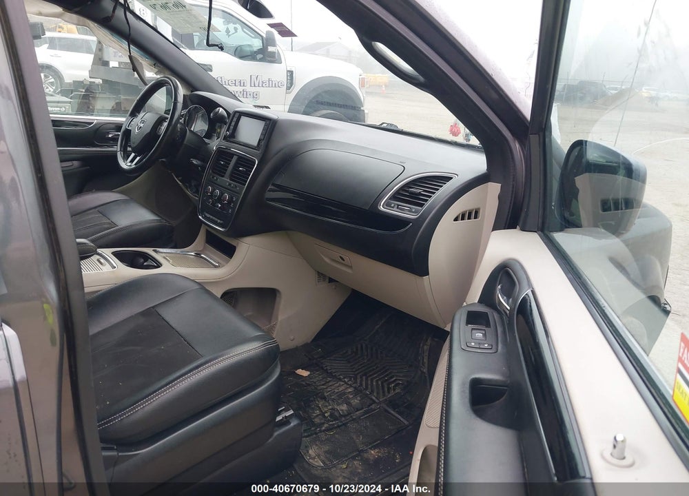 2019 DODGE GRAND CARAVAN SXT VIN: 2C4RDGCGXKR723991