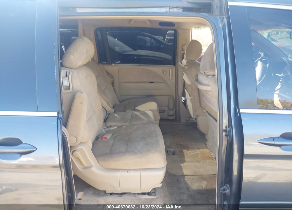 2005 HONDA ODYSSEY EX VIN: 5FNRL38425B023649