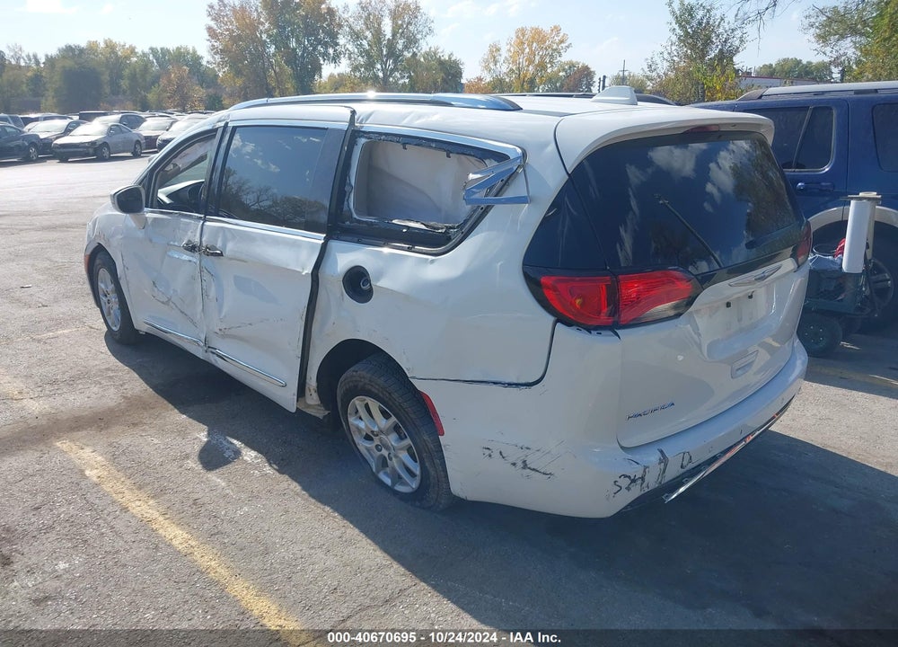 2020 CHRYSLER PACIFICA TOURING L VIN: 2C4RC1BG1LR125808