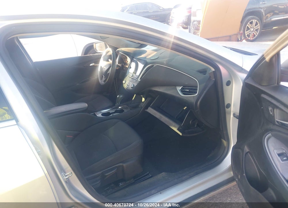 2020 CHEVROLET MALIBU FWD LS VIN: 1G1ZB5ST1LF118879