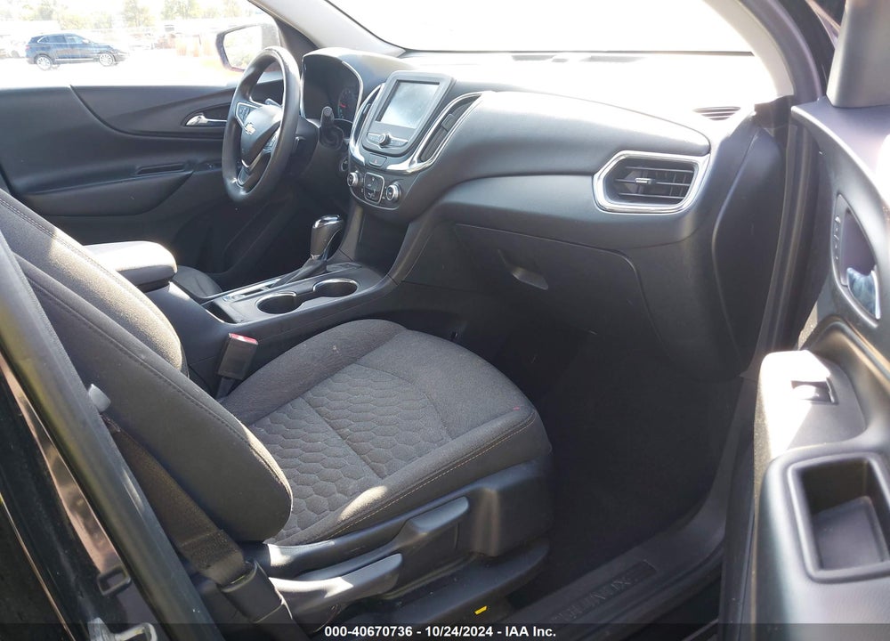 2018 CHEVROLET EQUINOX LT VIN: 2GNAXSEV6J6295136