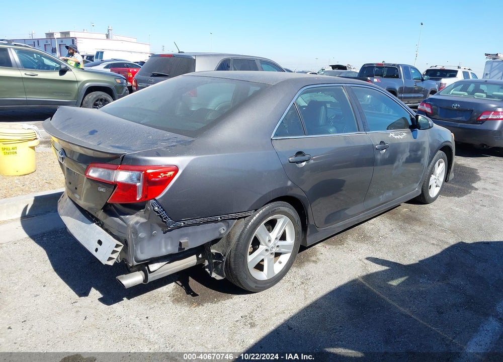 2014 TOYOTA CAMRY SE VIN: 4T1BF1FK6EU375375