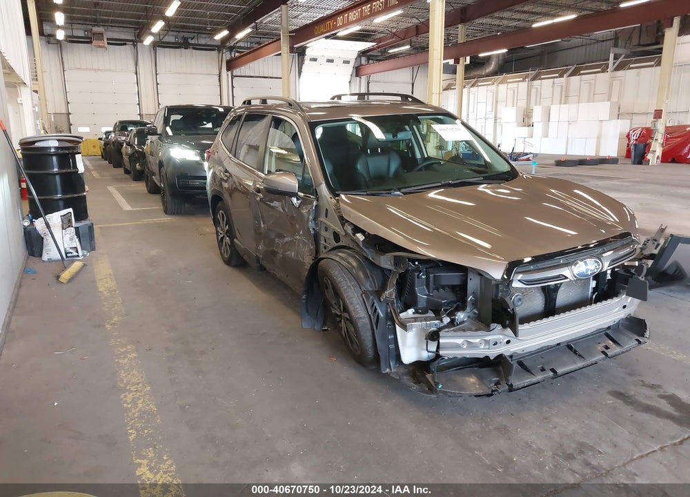 2023 SUBARU FORESTER LIMITED VIN: JF2SKAPC0PH521080
