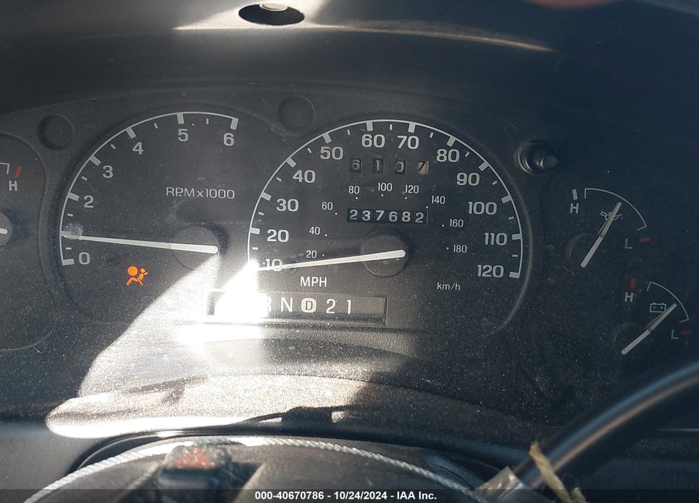1999 FORD EXPLORER EDDIE BAUER/LIMITED/XLT VIN: 1FMDU35P9XZB30633