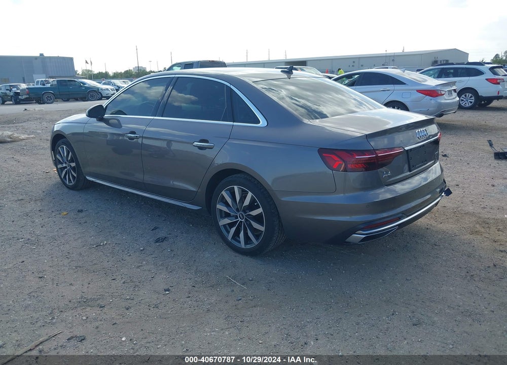 2022 AUDI A4 VIN: WAUABAF4XNA012587