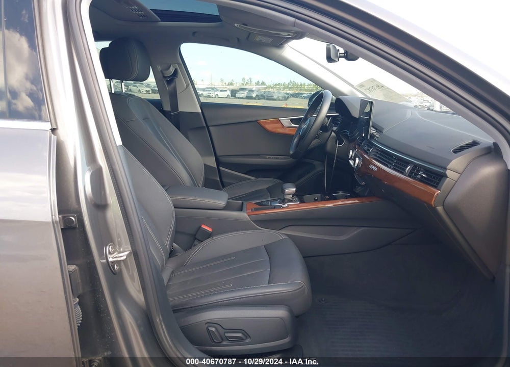 2022 AUDI A4 VIN: WAUABAF4XNA012587