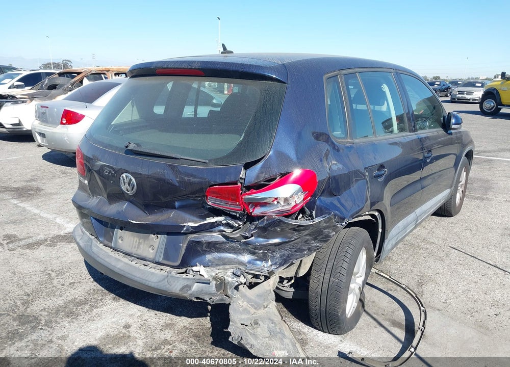 2013 VOLKSWAGEN TIGUAN S VIN: WVGAV7AX9DW504054
