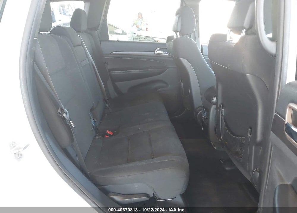 2016 JEEP GRAND CHEROKEE LAREDO VIN: 1C4RJEAG7GC335908