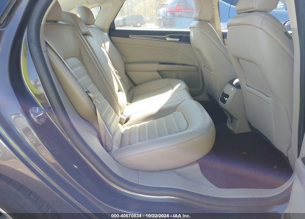 2017 FORD FUSION SE VIN: 3FA6P0HD9HR165561