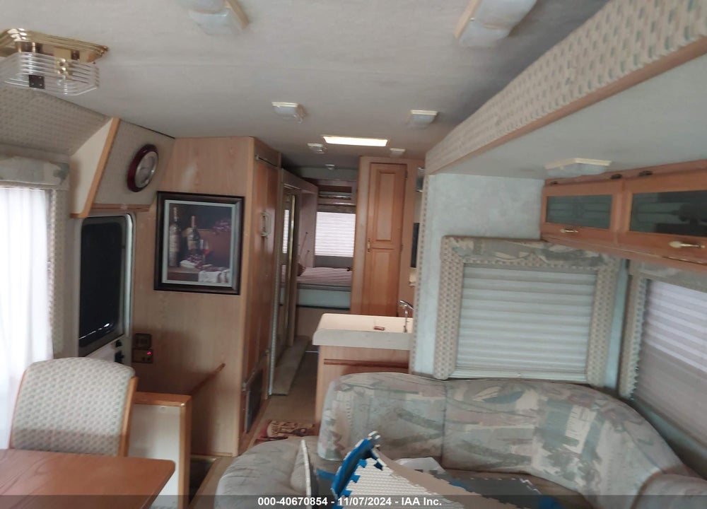 2000 FORD AERB  MH  F550 VIN: 3FCNF53S1XJA31216