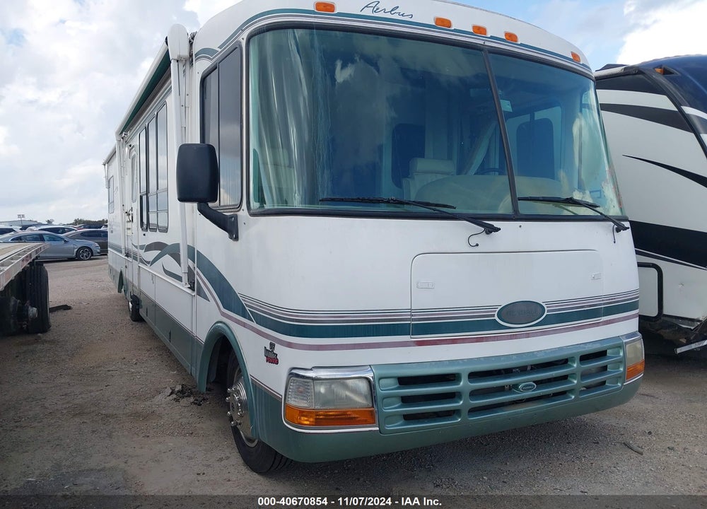 2000 FORD AERB  MH  F550 VIN: 3FCNF53S1XJA31216
