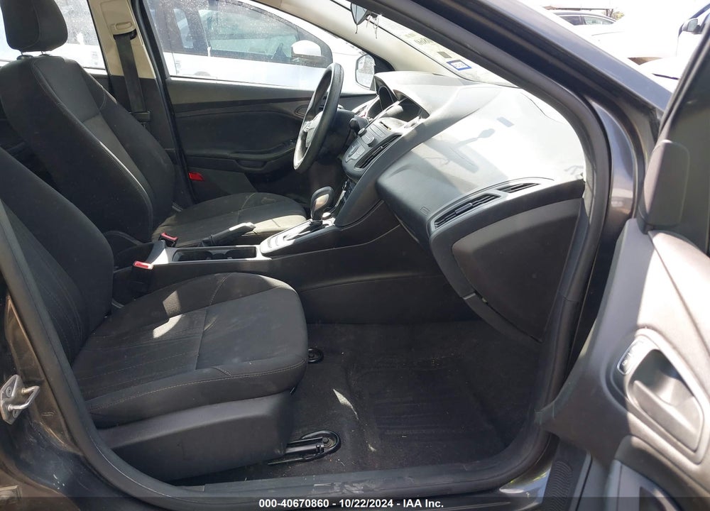 2017 FORD FOCUS S VIN: 1FADP3E2XHL328731