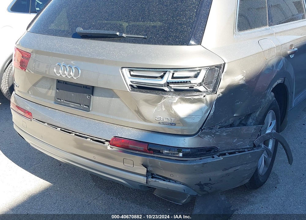 2017 AUDI Q7 3.0T PREMIUM VIN: WA1LAAF71HD015285