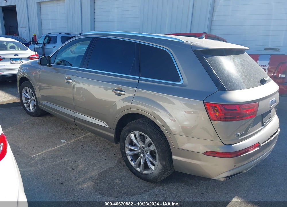 2017 AUDI Q7 3.0T PREMIUM VIN: WA1LAAF71HD015285