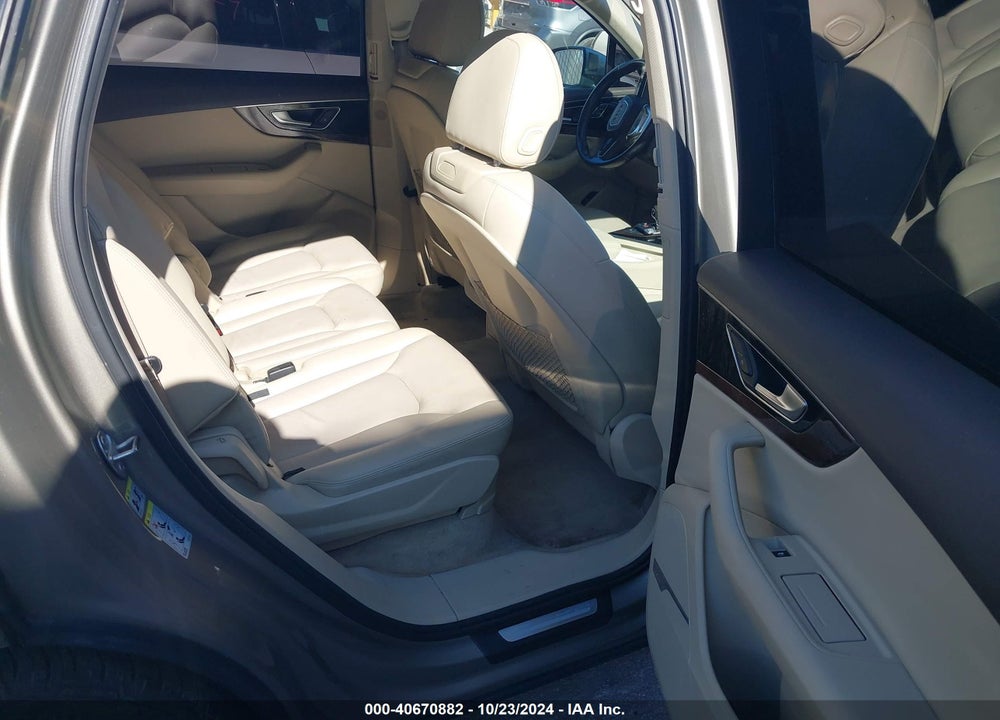 2017 AUDI Q7 3.0T PREMIUM VIN: WA1LAAF71HD015285