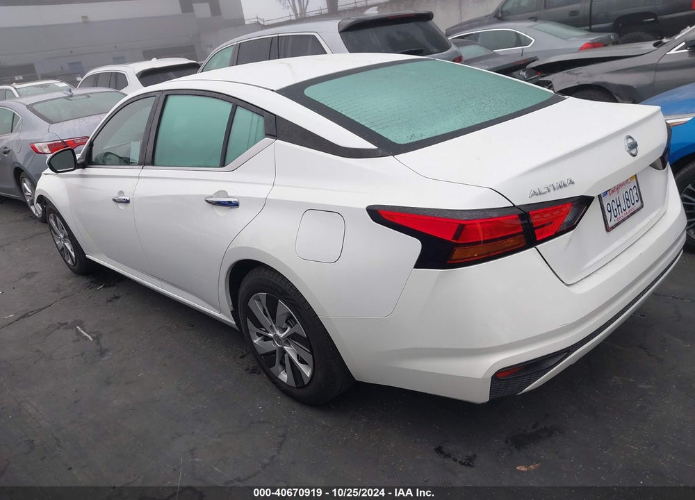 2022 NISSAN ALTIMA S FWD VIN: 1N4BL4BV5NN318910