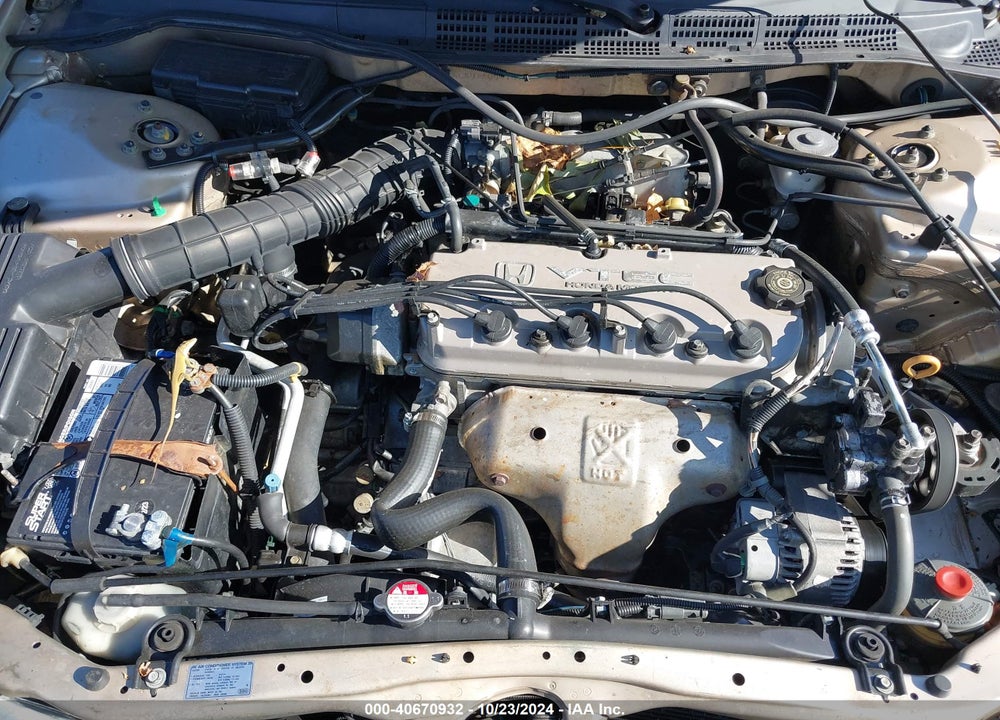 2001 HONDA ACCORD 2.3 LX VIN: 1HGCG56401A054167