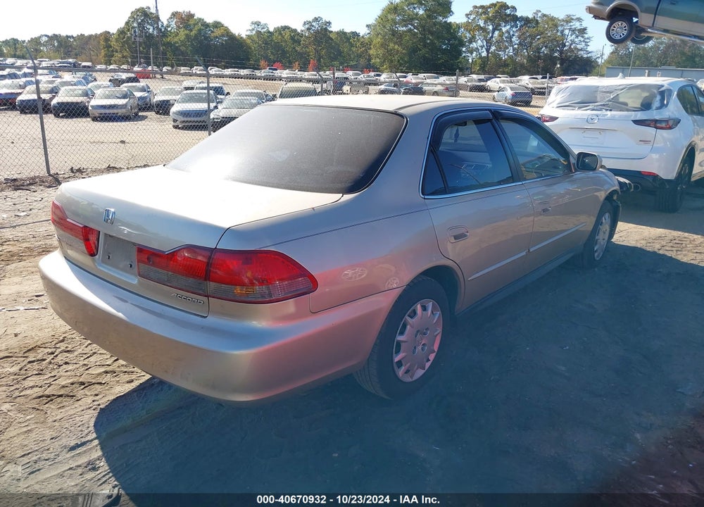 2001 HONDA ACCORD 2.3 LX VIN: 1HGCG56401A054167