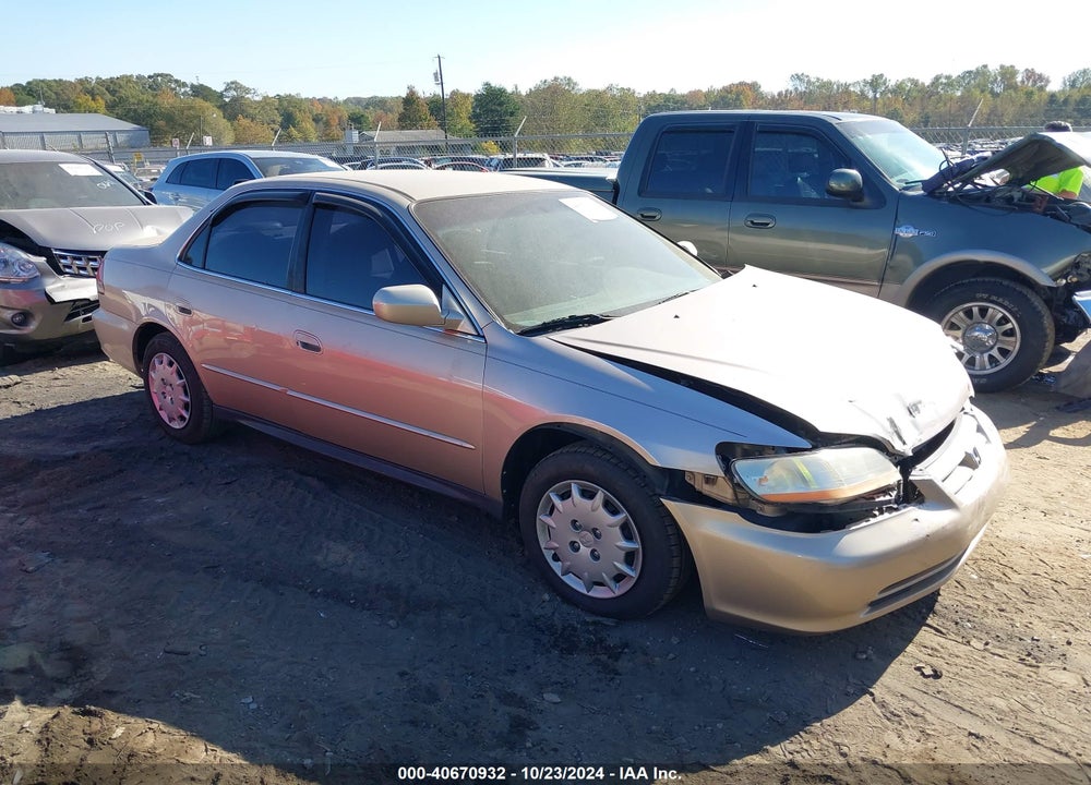 2001 HONDA ACCORD 2.3 LX VIN: 1HGCG56401A054167