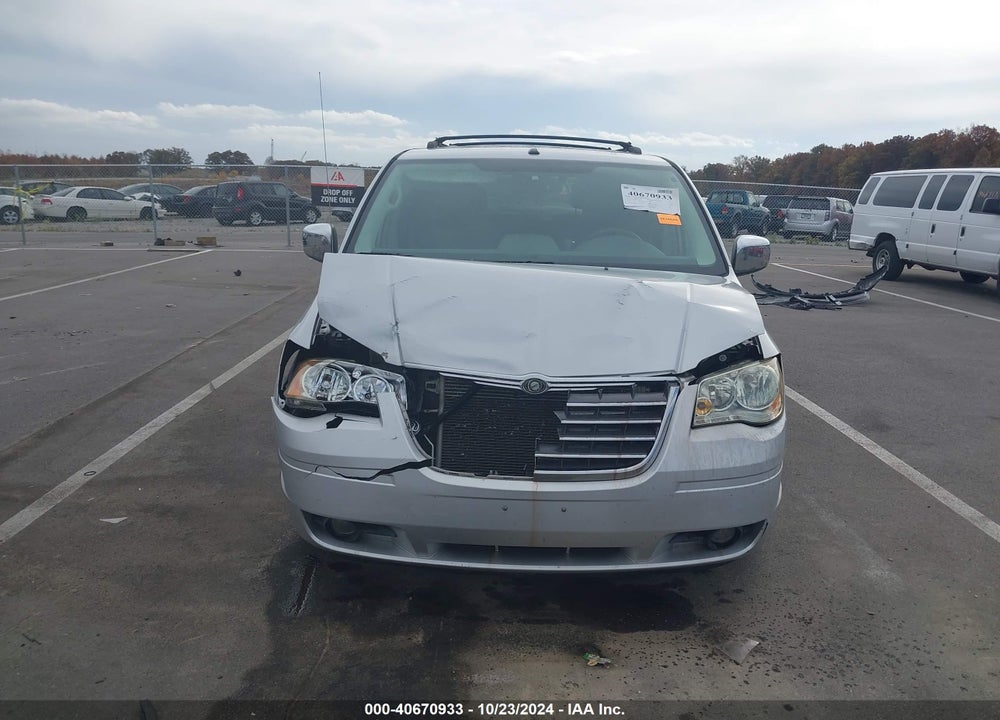 2008 CHRYSLER TOWN & COUNTRY TOURING VIN: 2A8HR54P88R730570