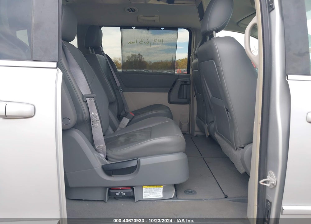 2008 CHRYSLER TOWN & COUNTRY TOURING VIN: 2A8HR54P88R730570