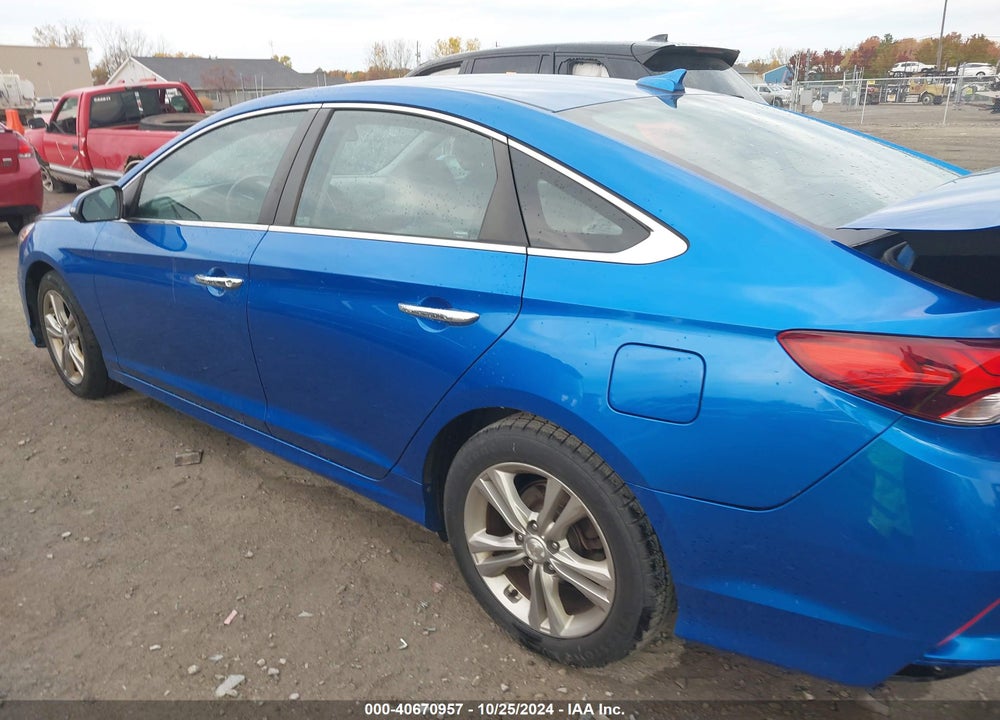 2018 HYUNDAI SONATA SEL VIN: 5NPE34AF7JH661553