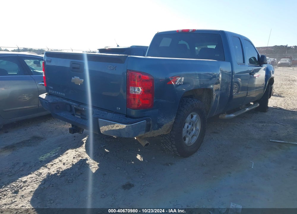 2008 CHEVROLET SILVERADO 1500 LT2 VIN: 1GCEK19078E175143