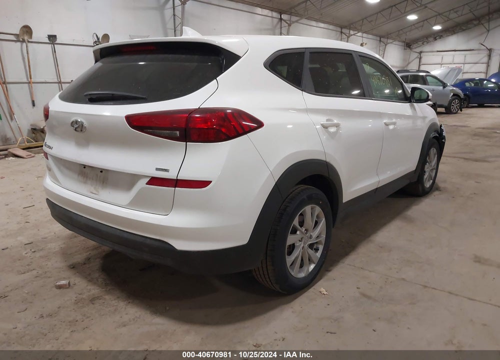 2020 HYUNDAI TUCSON SE VIN: KM8J2CA44LU092904
