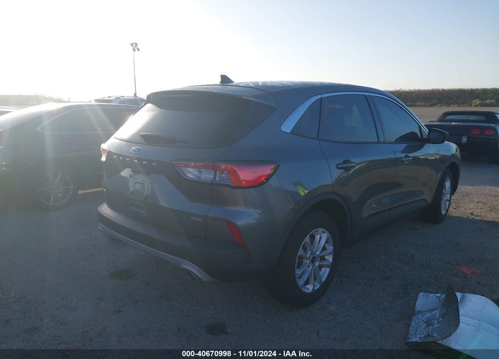 2022 FORD ESCAPE SE HYBRID VIN: 1FMCU0BZXNUA21740