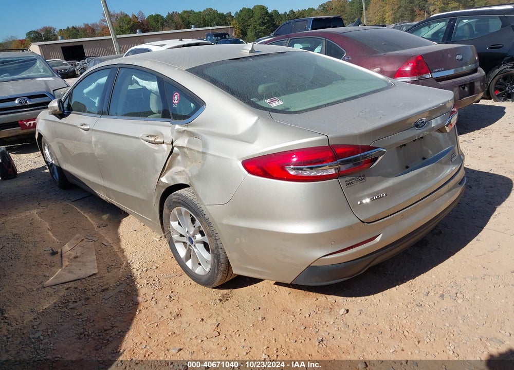 2019 FORD FUSION SE VIN: 3FA6P0HD7KR246503