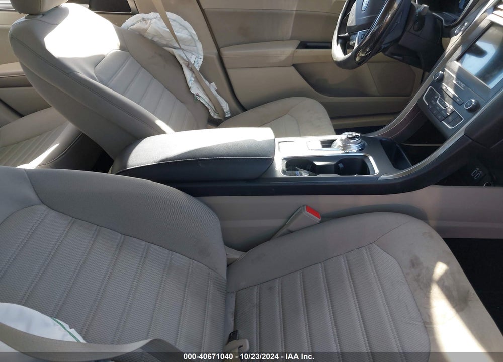 2019 FORD FUSION SE VIN: 3FA6P0HD7KR246503