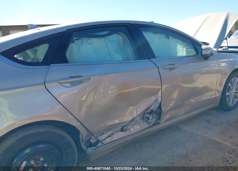 2019 FORD FUSION SE VIN: 3FA6P0HD7KR246503